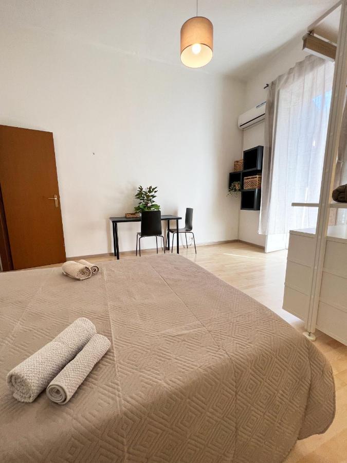 Mariamora Apartment Бари Экстерьер фото