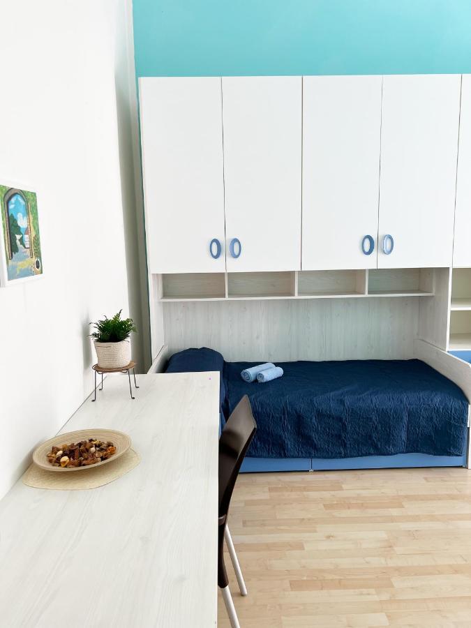 Mariamora Apartment Бари Экстерьер фото