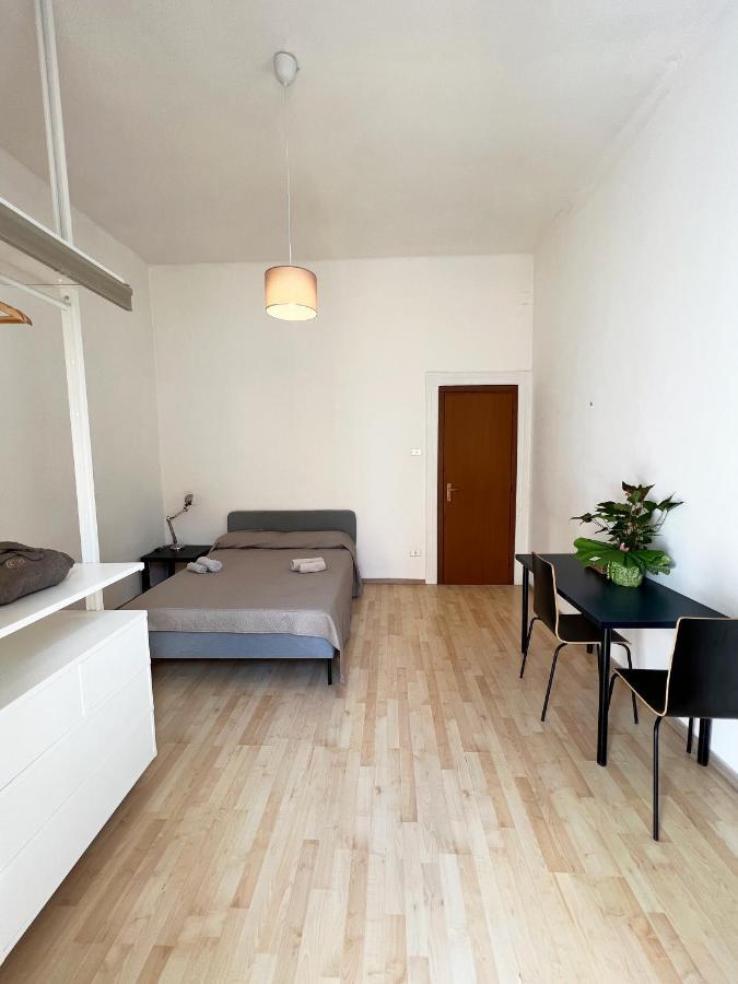Mariamora Apartment Бари Экстерьер фото