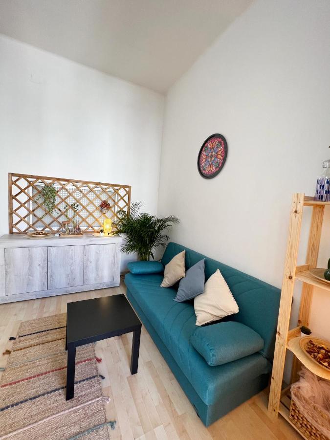 Mariamora Apartment Бари Экстерьер фото