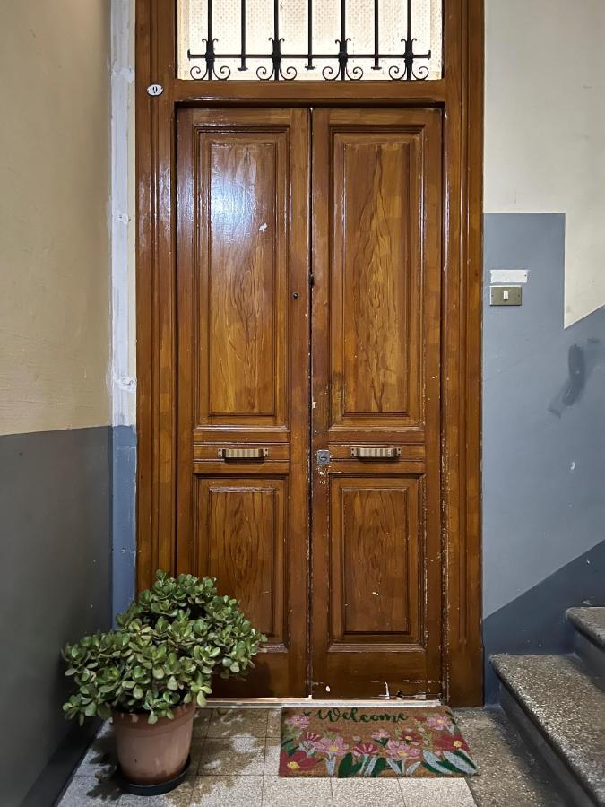 Mariamora Apartment Бари Экстерьер фото