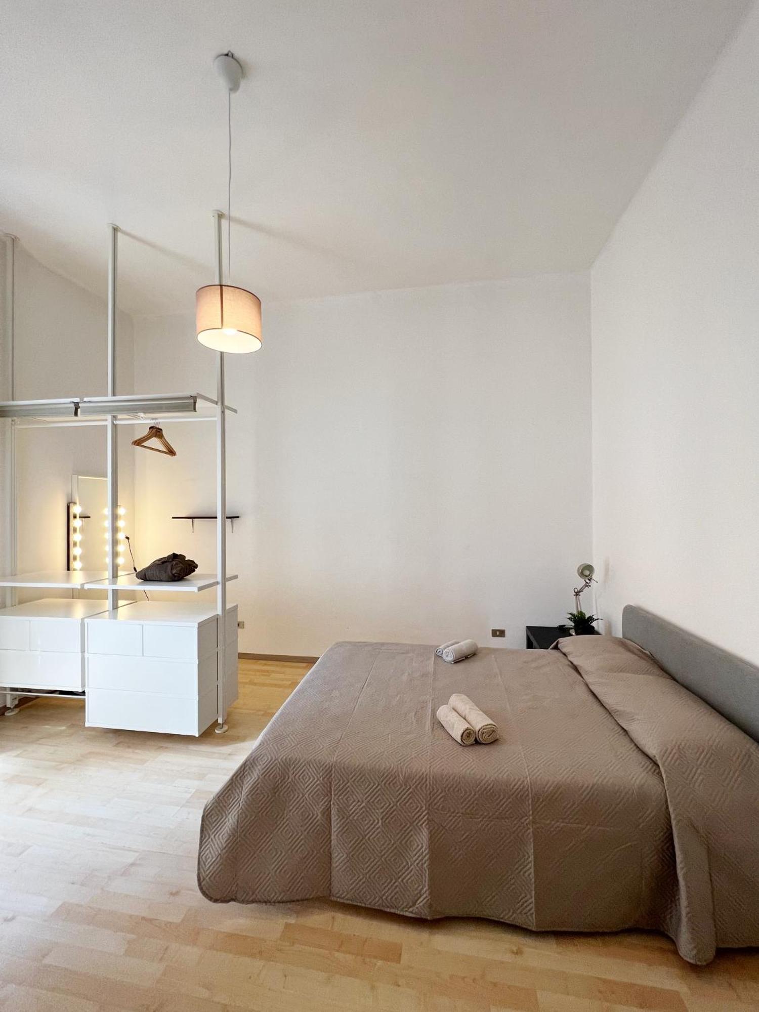 Mariamora Apartment Бари Экстерьер фото